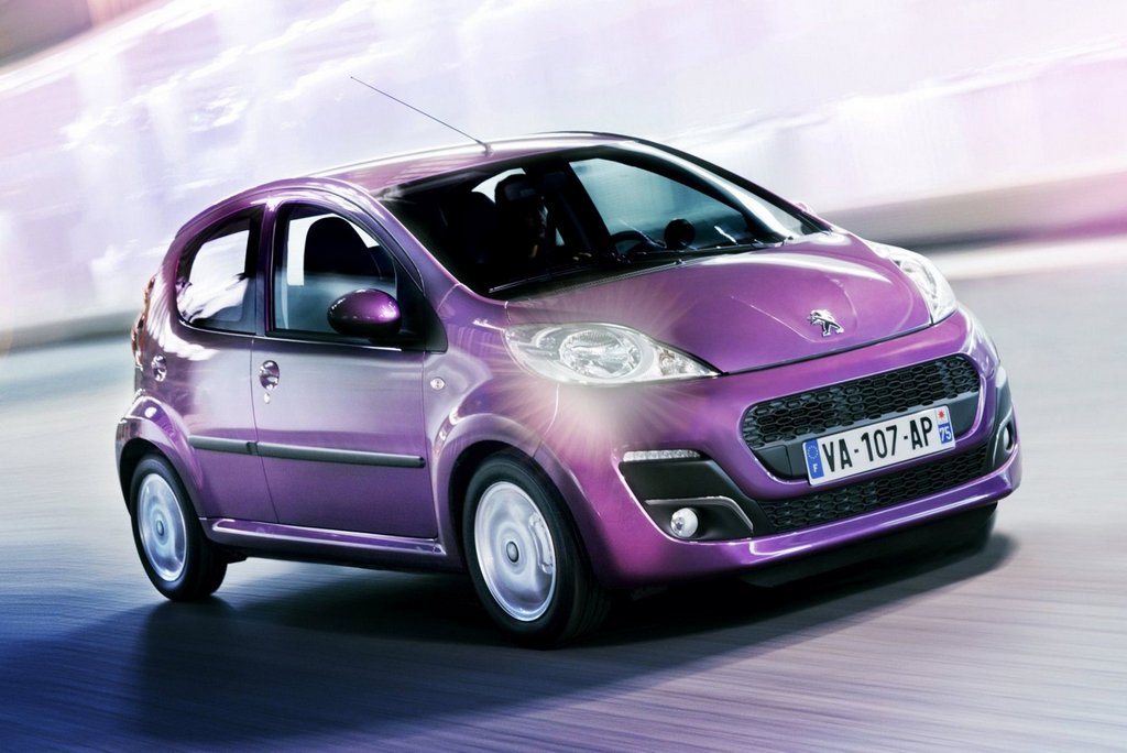 Kompaktā hečbeka Peugeot 107 apskats
