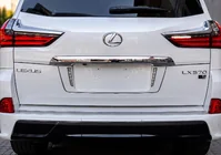 Lexus LX570/450d 2008–2022 Aizmugurējais numura zīmes turētājs ar LED (2007-2023) foto 2