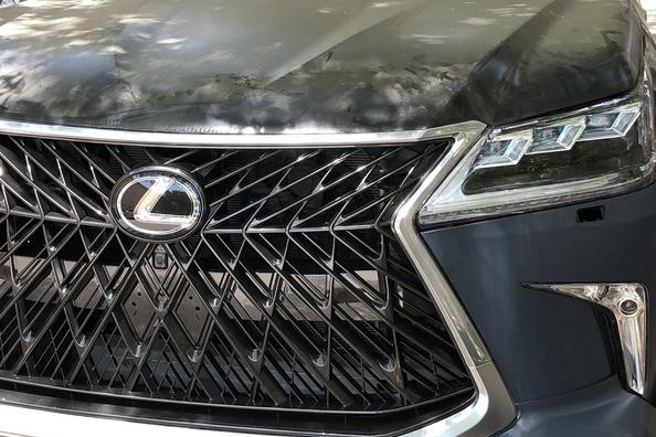 Kā veikt facelift Lexus LX570