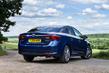 Toyota Avensis sedana apskats foto 8