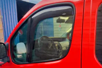 Renault Master 1998–2010 Ieliekamie logu deflektori (2 gab., HIC) foto 2