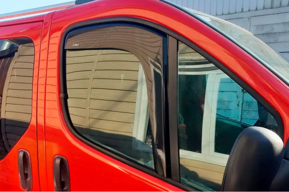 Renault Master 1998–2010 Ieliekamie logu deflektori (2 gab., HIC) Image