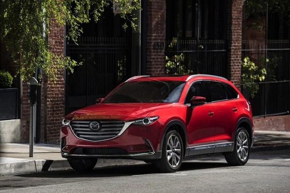 Pilna izmēra krosovera Mazda CX-9 otrā paaudze