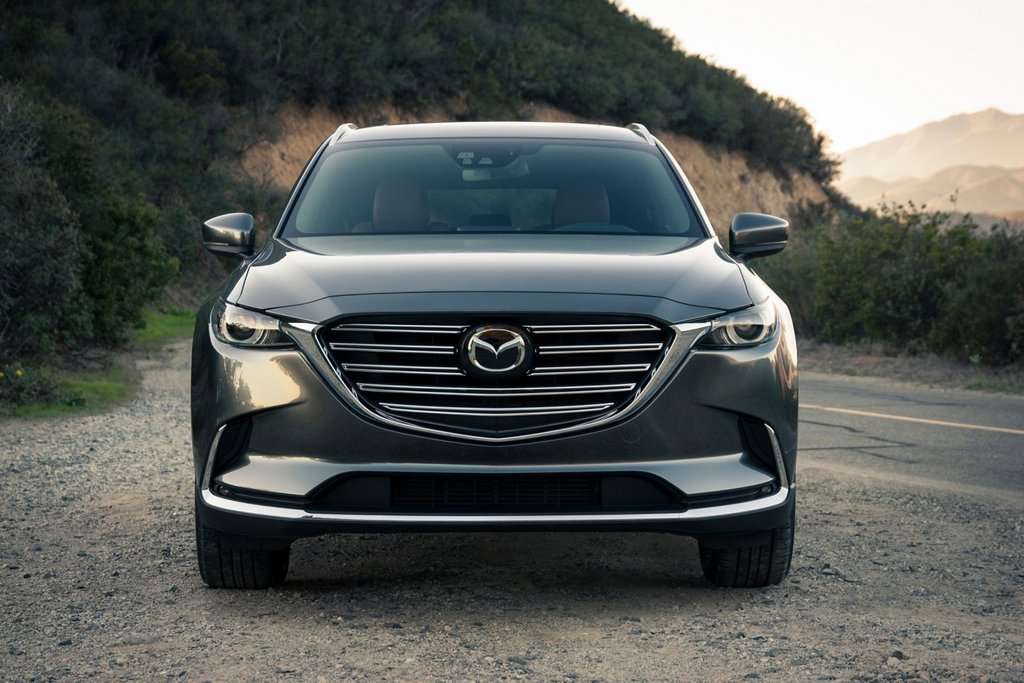 Pilna izmēra krosovera Mazda CX-9 otrā paaudze