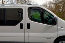 Nissan Primastar 2002–2014 Ieliekamie logu deflektori (2 gab., HIC) foto 1