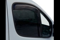 Nissan Primastar 2002–2014 Ieliekamie logu deflektori (2 gab., HIC) foto 6