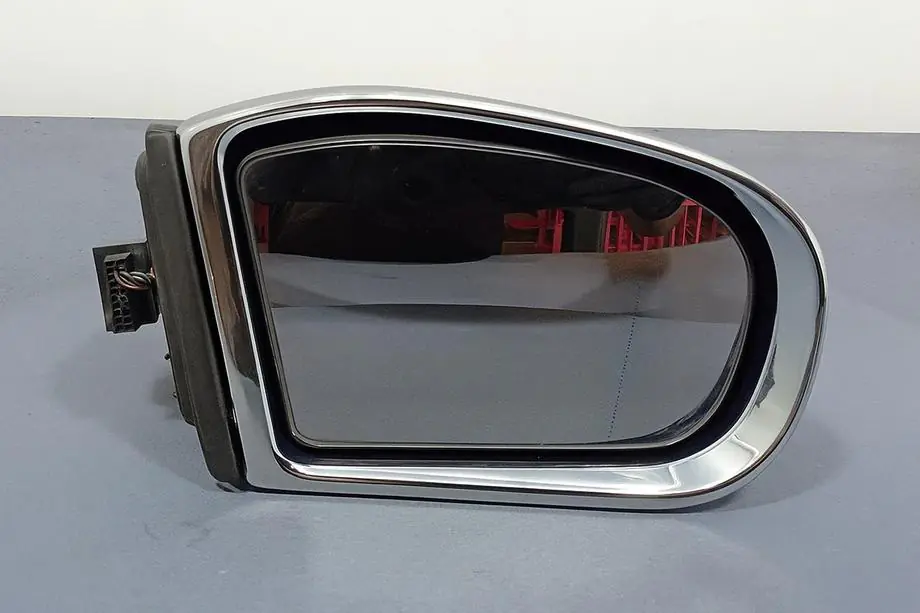 Mercedes C-class W203 2000–2007 Spoguļu apmales (2 gab., plastmasa) Foto 1
