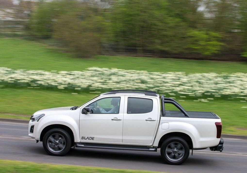 Atjaunotā Isuzu D-Max pikapa apskats