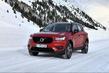 Volvo XC40 krosovera apskats foto 10