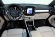 Volvo XC40 krosovera apskats foto 5
