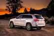 Jaunās paaudzes apvidus auto Jeep Grand Cherokee apskats foto 9