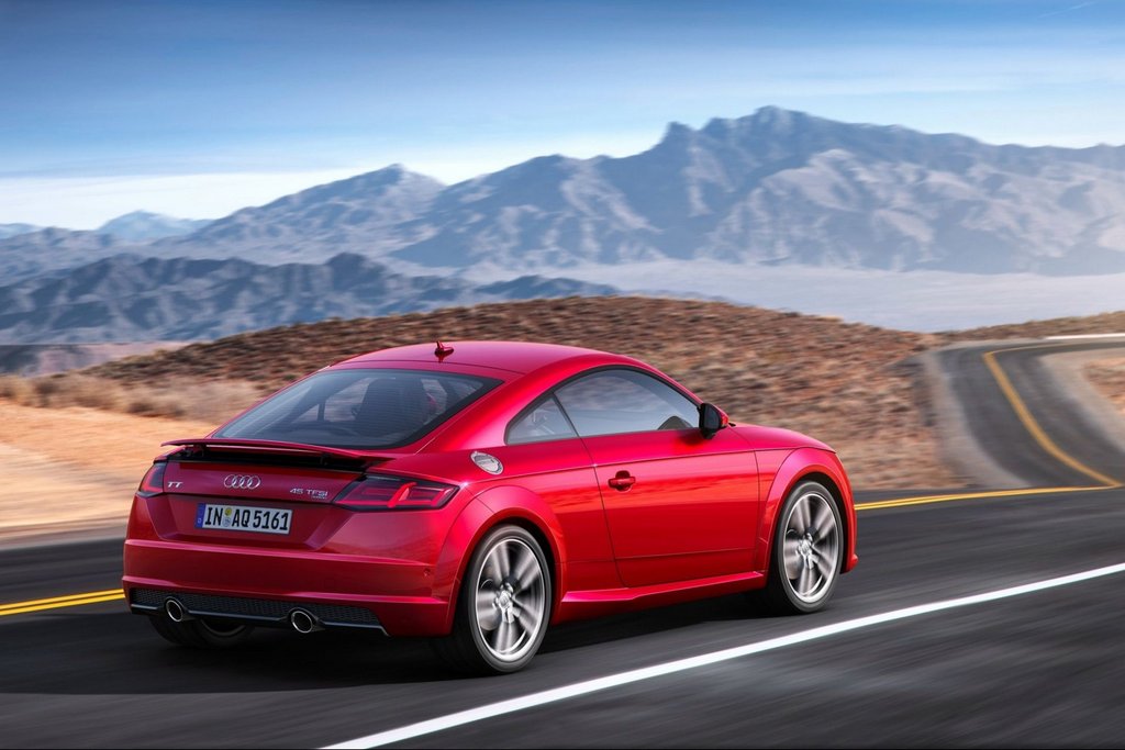 Atjauninātais Audi TT Coupe modelis
