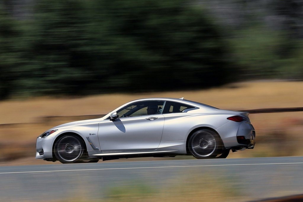 Infiniti Q60 sporta kupeja apskats