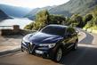 Kompaktā krosovera Alfa Romeo Stelvio apskats foto 4