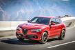 Kompaktā krosovera Alfa Romeo Stelvio apskats foto 2
