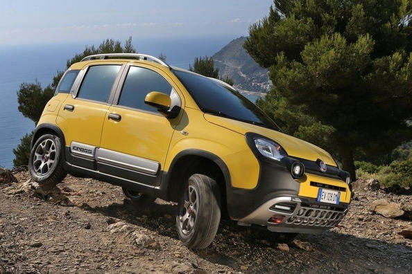 Fiat Panda Cross hečbeka bezceļu modifikācija
