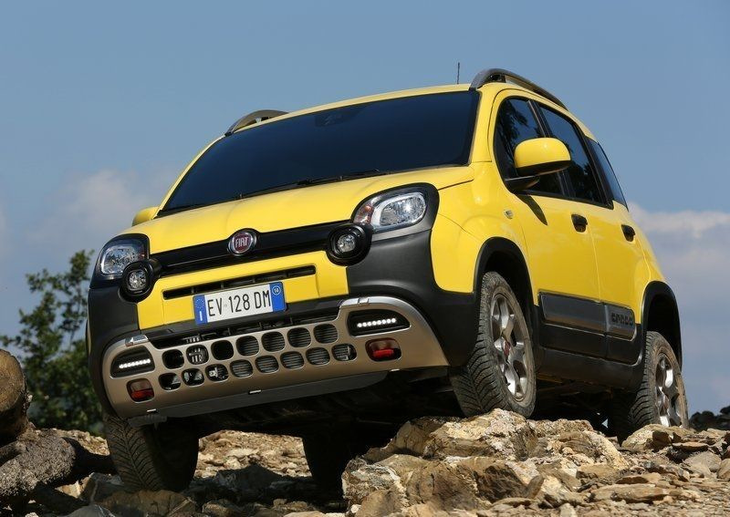 Fiat Panda Cross hečbeka bezceļu modifikācija