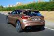 Premium klases hečbeks Infiniti Q30 foto 3