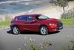 Premium klases hečbeks Infiniti Q30 foto 1