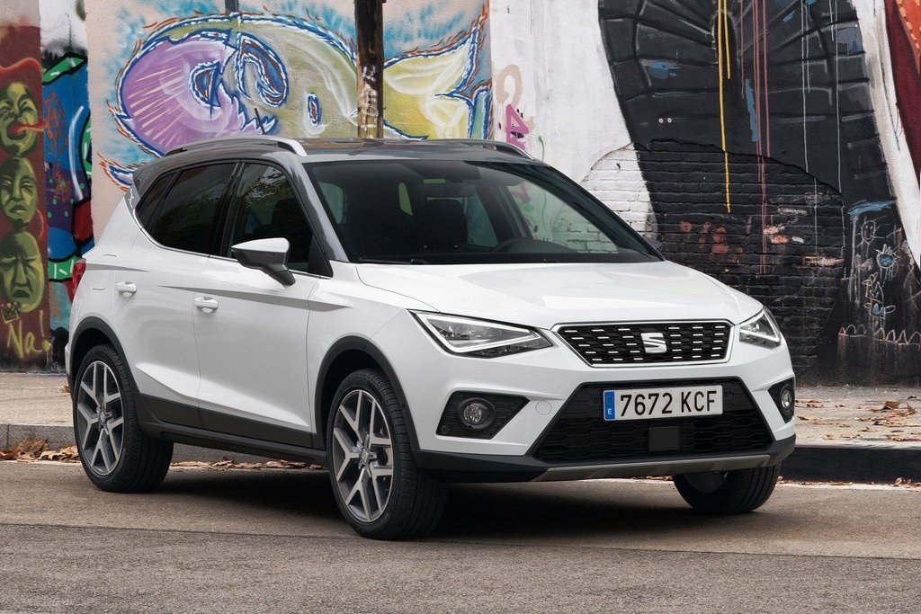 SEAT Arona kompakta krosovera apskats