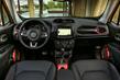 Atjauninātais krosovers Jeep Renegade foto 5