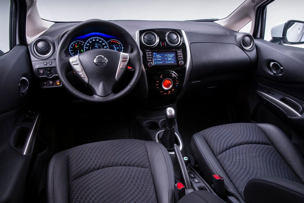 Nissan Note subkompaktā minivena apskats