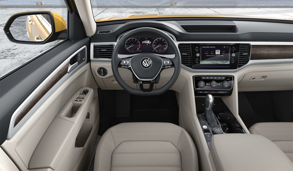 Volkswagen Teramont pilnpiedziņas krosovera apskats