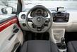 Atjauninātā pilsētas hečbeka Volkswagen up! apskats foto 5