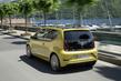 Atjauninātā pilsētas hečbeka Volkswagen up! apskats foto 4