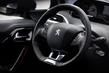 Atjaunināta kompaktā krosovera Peugeot 2008 modifikācija foto 6