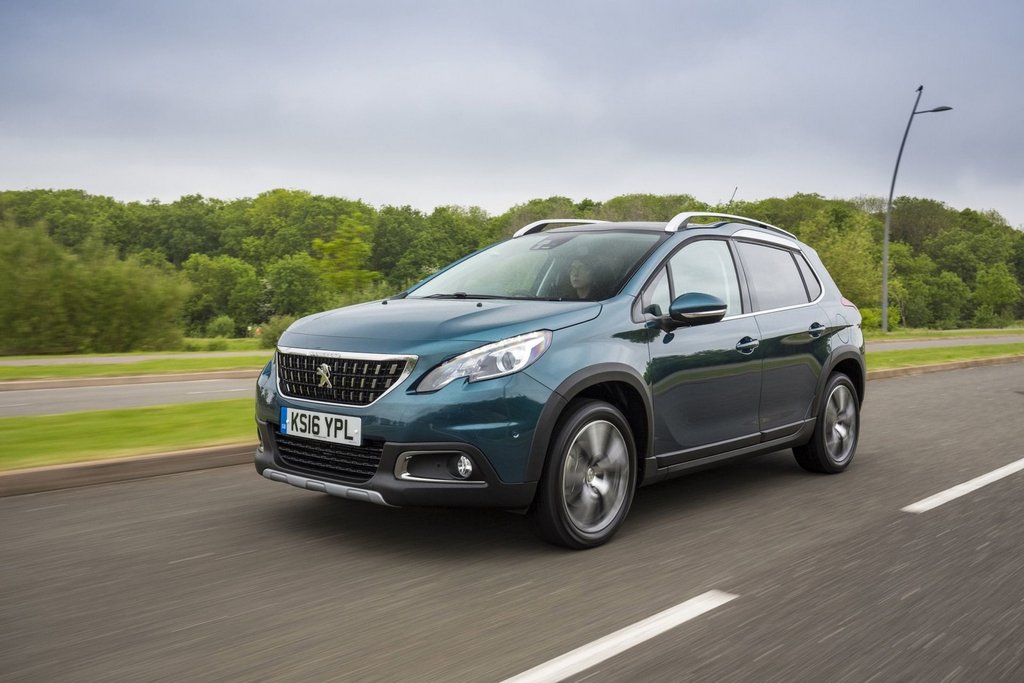 Atjaunināta kompaktā krosovera Peugeot 2008 modifikācija