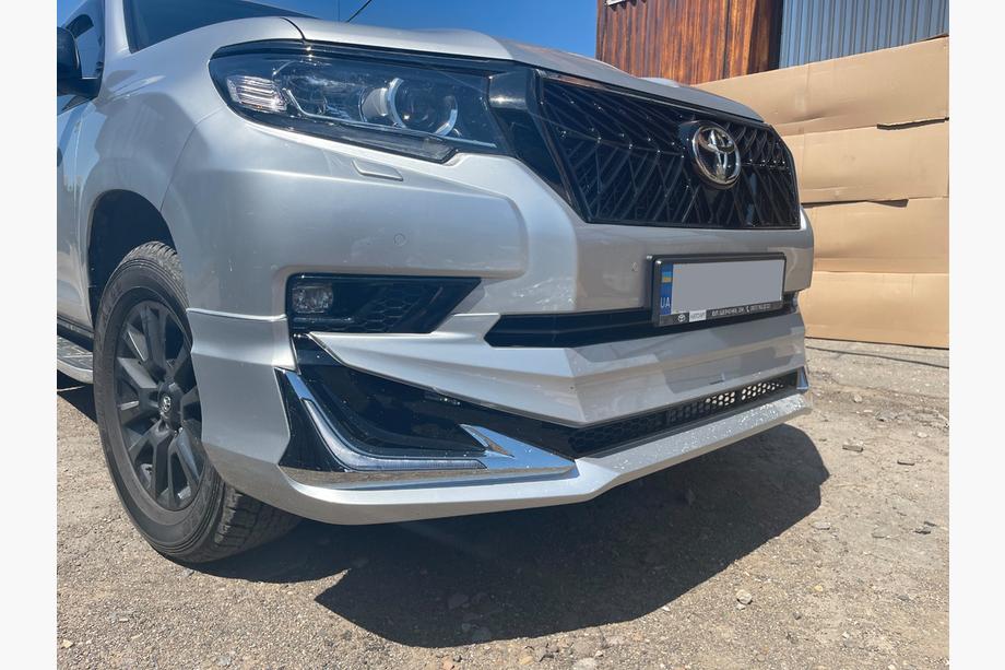 Toyota Land Cruiser Prado 150 2009–2023 Priekšējā un aizmugurējā bufera uzlikas Modelista V3-LED (2017-) Foto 13