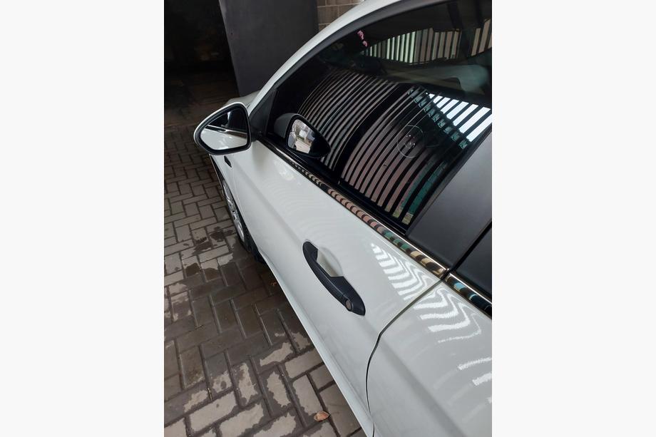 Fiat Tipo 2016– Apakšējās logu moldingi, tumšais hroms (nerūsējošais tērauds) Sedans/Hečbeks (4 gab.) Foto 3