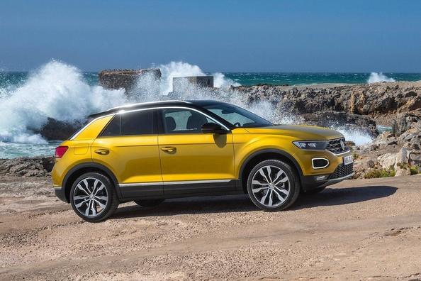Volkswagen T-Roc kompaktā krosovera apskats