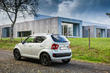 Kompakts paaugstinātas caurgājamības hečbeks Suzuki Ignis foto 7