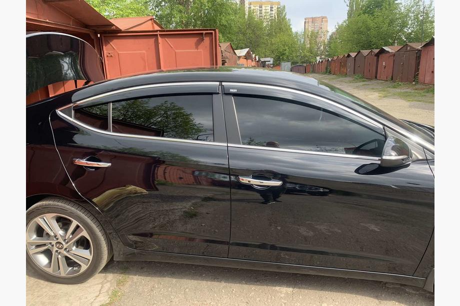 Hyundai Elantra (AD) 2015–2020 Logu vēja deflektori ar hromētu līsti (4 gab., Niken) Image