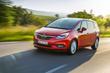 Kompaktā minivena Opel Zafira apskats foto 10