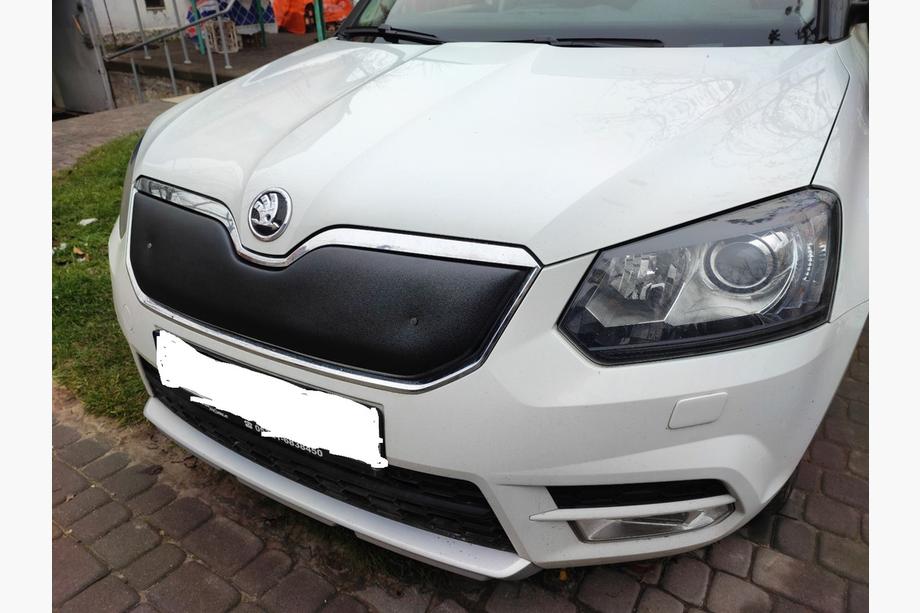 Skoda Yeti 2009–2017 Ziemas aizsegs radiatora restei (augšējais, 2013+) Glancēta Image