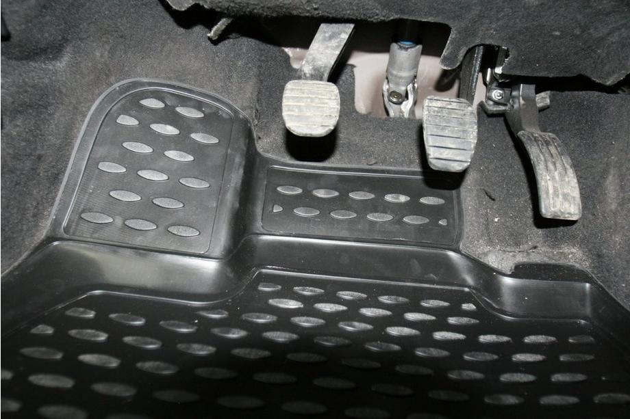 Renault Duster 2008–2017 (2011-2015) 3D gumijas salona paklājiņi (4 gab., Novline) 4WD Foto 2