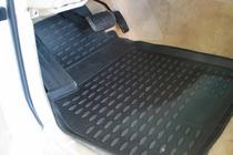 Toyota Land Cruiser 100 1998–2007 Gumijas salona paklājiņi (3 gab., Novline) foto 2