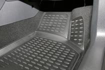 Volkswagen Golf 5 2003–2009 Gumijas salona paklājiņi (4 gab., Novline) foto 4