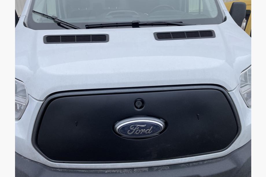 Ford Transit 2014– Ziemas radiatora režģa aizsegs (2014-2018) matēta Image