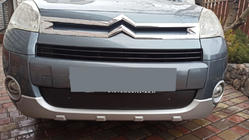 Citroen Berlingo 2008–2018 Ziemas radiatora režģis (2008-2012) Glancēta foto 1