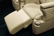 Pilna izmēra luksusa minivens Toyota Alphard foto 11