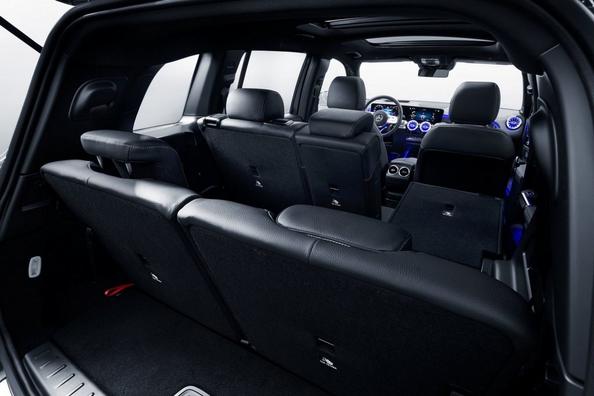 Mercedes-Benz GLB-Class: jauns krosovers uzņēmuma modeļu klāstā Foto 10