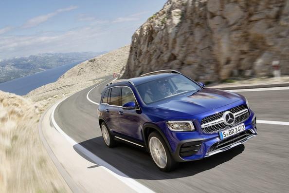 Mercedes-Benz GLB-Class: jauns krosovers uzņēmuma modeļu klāstā Foto 4