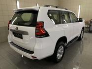 Toyota Land Cruiser Prado 150 2009–2023 Jumta reliņi, turku dizains (melni, 2 gab.) plastmasas kājiņas foto 5