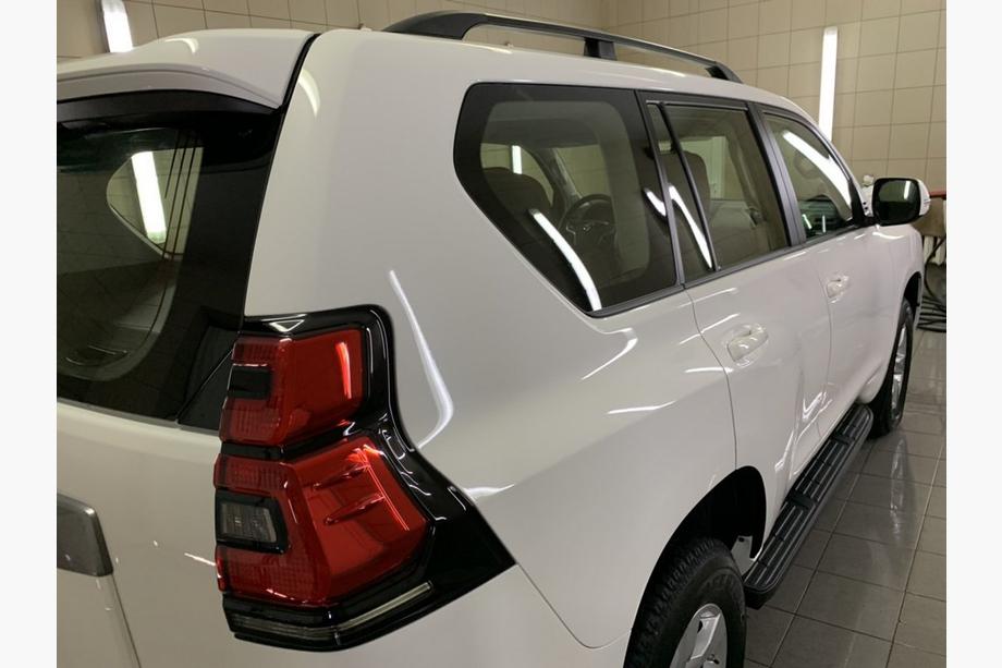 Toyota Land Cruiser Prado 150 2009–2023 Jumta reliņi, turku dizains (melni, 2 gab.) metāla stiprinājuma kājas Foto 8