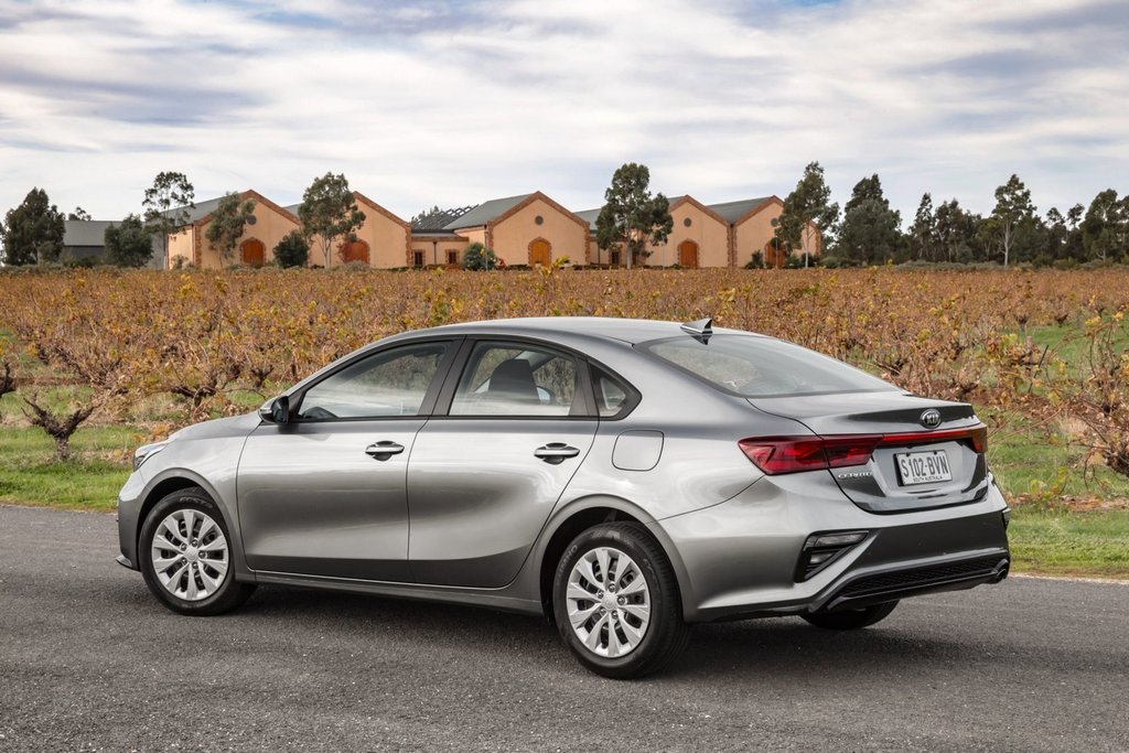 Kompaktais sedans Kia Cerato ceturtajā paaudzē