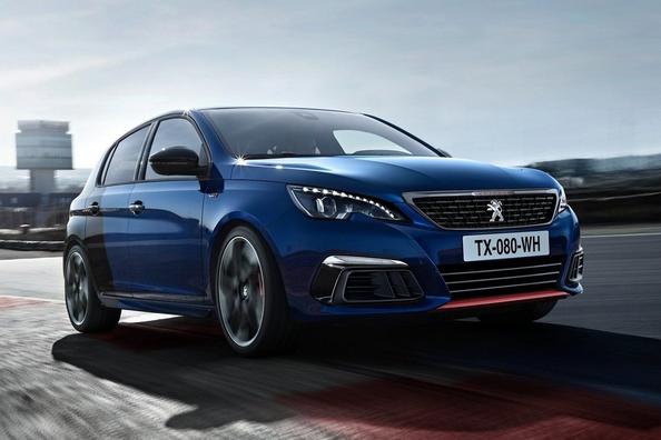 Peugeot 308 GTi piecdurvju hot hečbeka apskats Foto 2